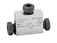 Autoclave Engineers Medium Pressure Tee Fitting - QS