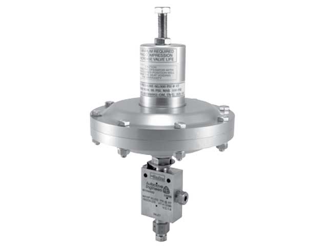 10V4071-CL Autoclave Engineers Low Pressure Needle Valve with Diaphragm Style Pneumatic Operated Actuator - 10V