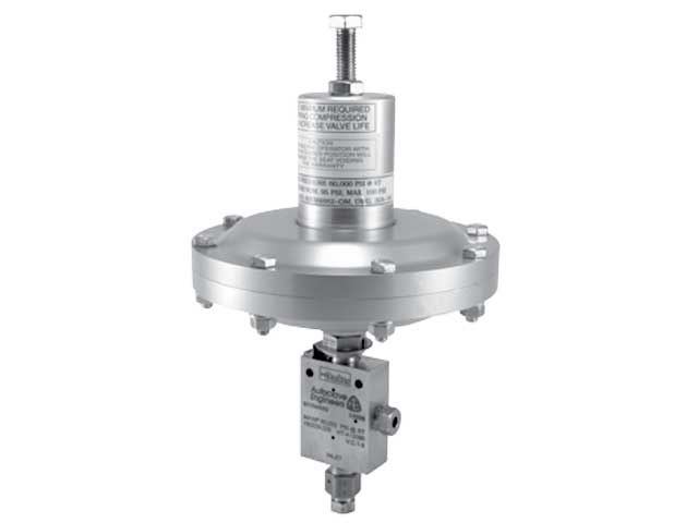 Autoclave Engineers Medium Pressure Needle Valve with Diaphragm Style Pneumatic Operated Actuator - 10SM