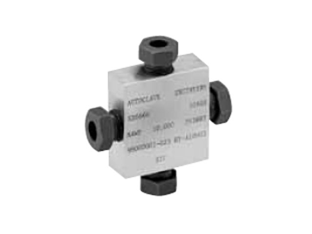 MXE1111 Autoclave Engineers Low Pressure Mini Series Cross Fitting