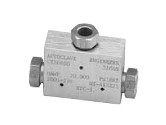 Autoclave Engineers Medium Pressure Tee Fitting - SF