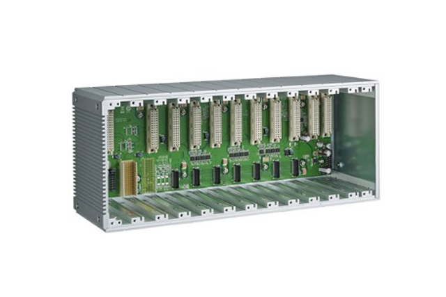 Moxa ioPAC 8600-BM012-T Rugged modular programmable controllers